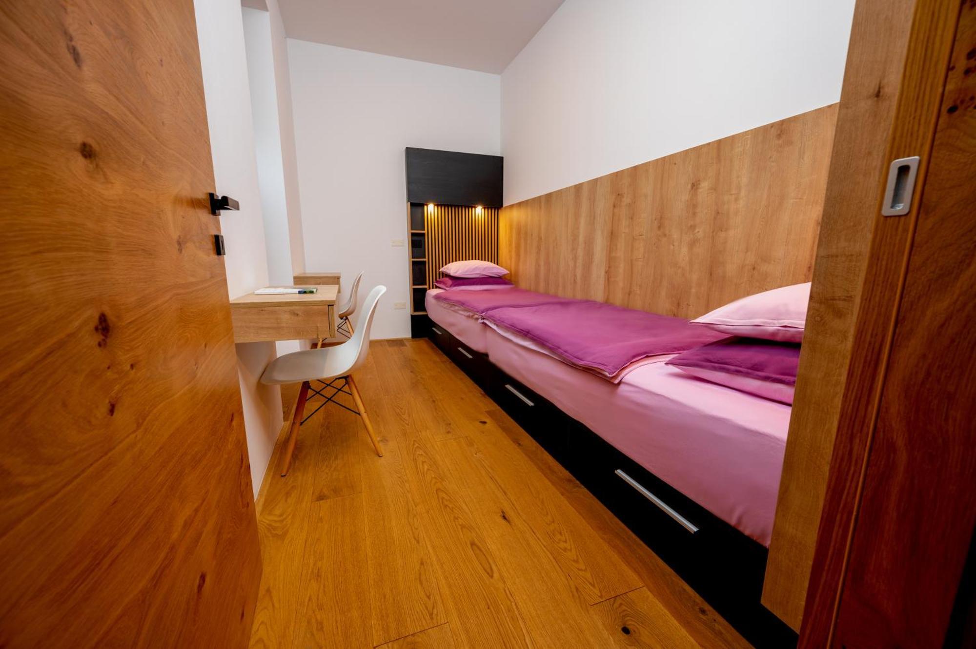 كوشيفج Cirus Apartments المظهر الخارجي الصورة